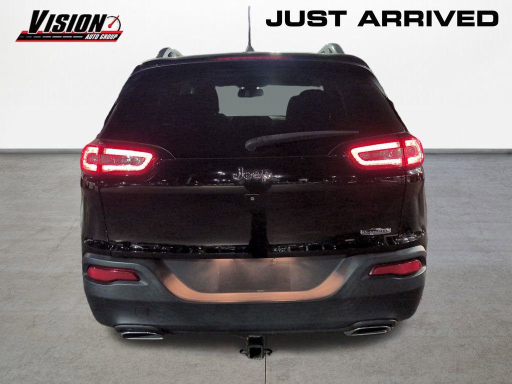 Used 2017 Jeep Cherokee Latitude w/ Comfort & Sound Group image 6