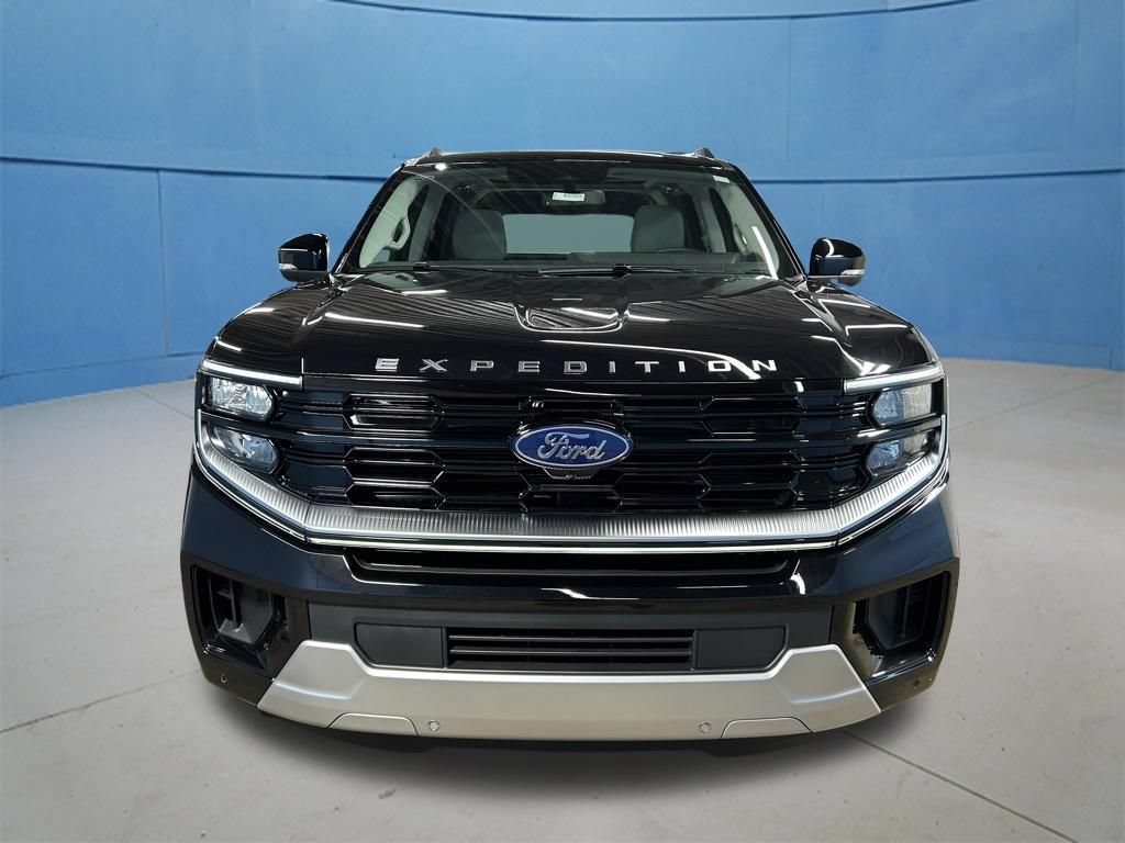 New 2026 Ford Expedition Max Platinum w/ Platinum Ultimate Package AWD/4WD image 4