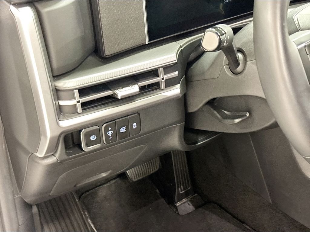 Certified 2026 Hyundai Santa Fe SE AWD/4WD image 14