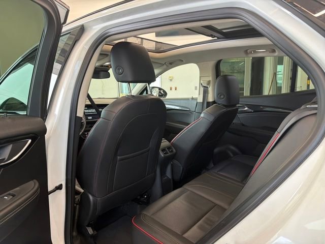 Used 2023 Buick Envision Essence w/ Sport Touring Package image 26