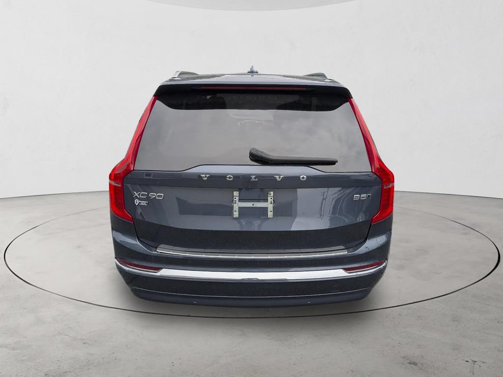 Certified 2025 Volvo XC90 B5 Core w/ Protection Package Premier AWD/4WD image 5