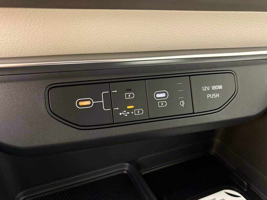 New 2026 Kia Carnival EX image 29