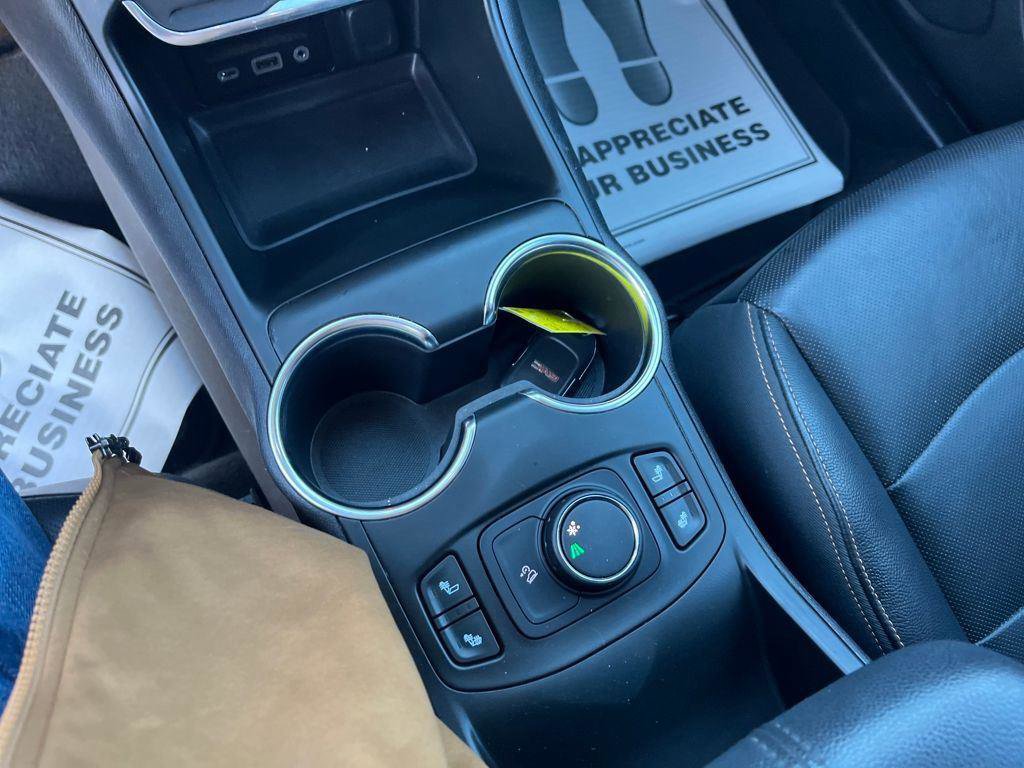 Used 2018 GMC Terrain SLT image 17