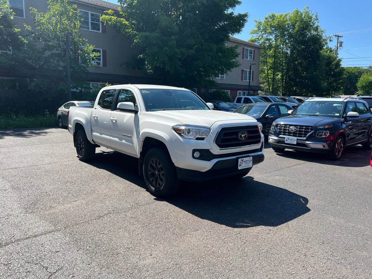 Used 2022 Toyota Tacoma SR5 AWD/4WD image 7