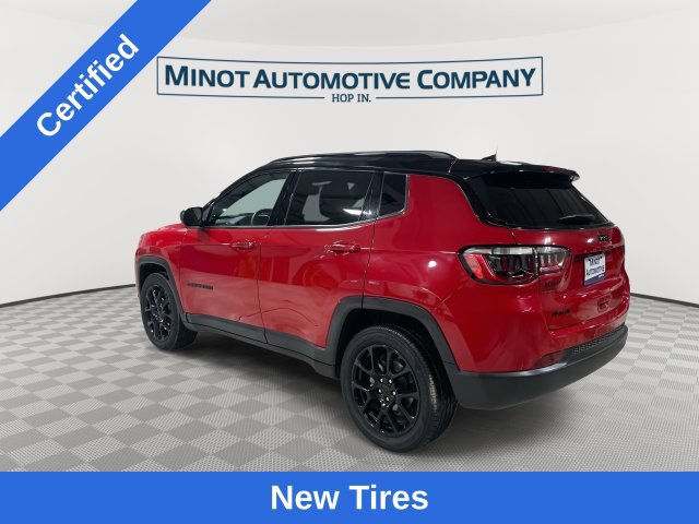 Certified 2023 Jeep Compass Latitude w/ Convenience Group AWD/4WD image 7