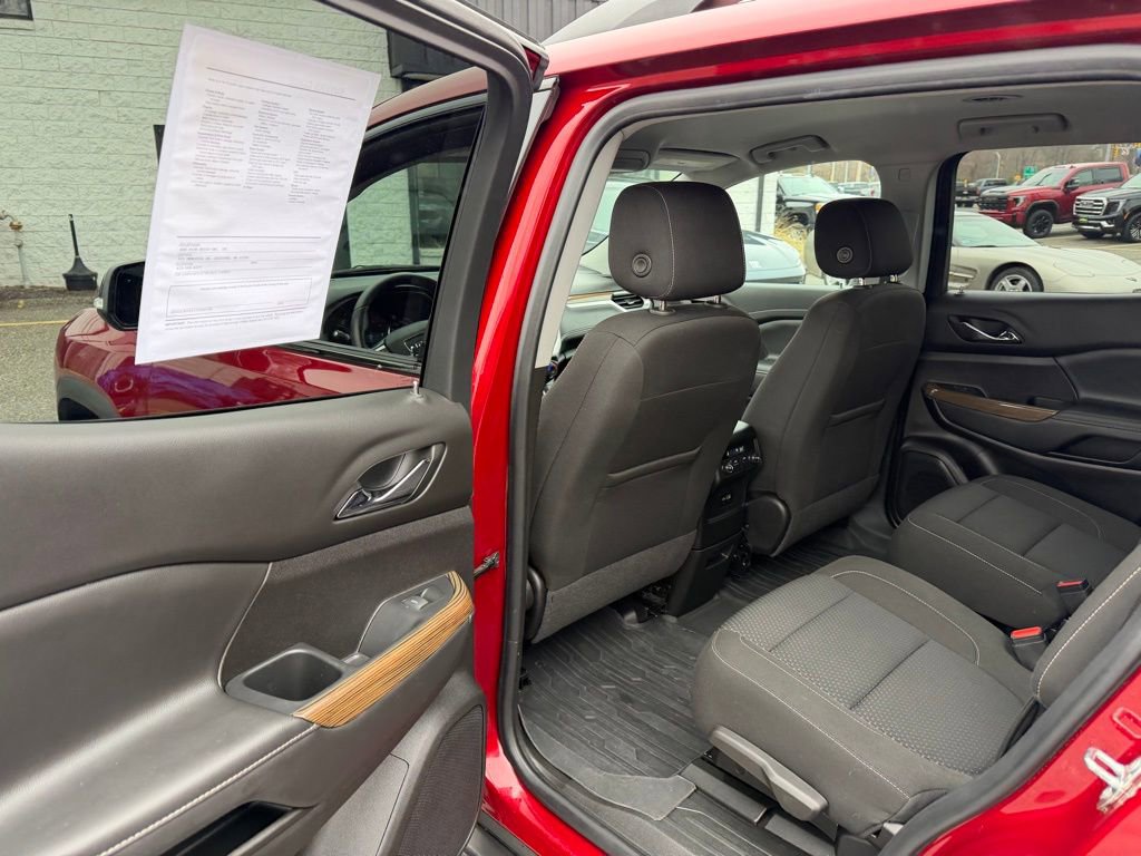 Certified 2023 GMC Acadia SLE w/ Elevation Edition image 15