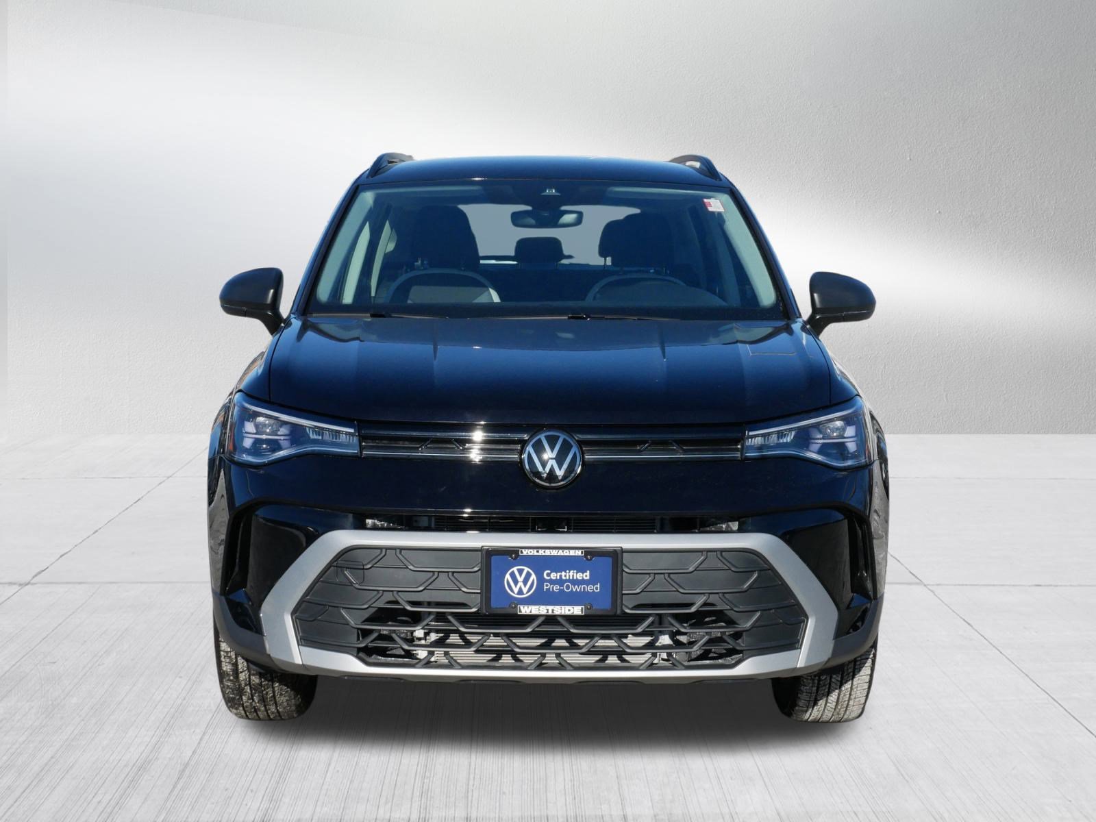 Certified 2025 Volkswagen Taos S image 2