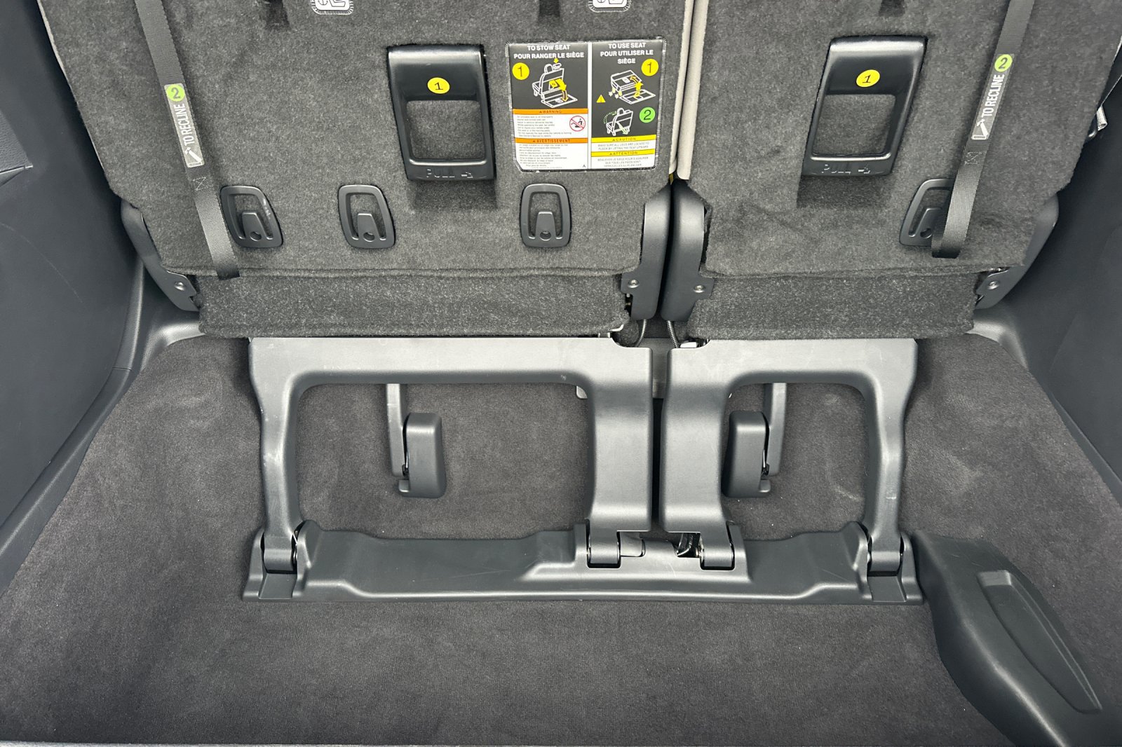 Used 2025 Toyota Sienna LE w/ LE Plus Package image 16