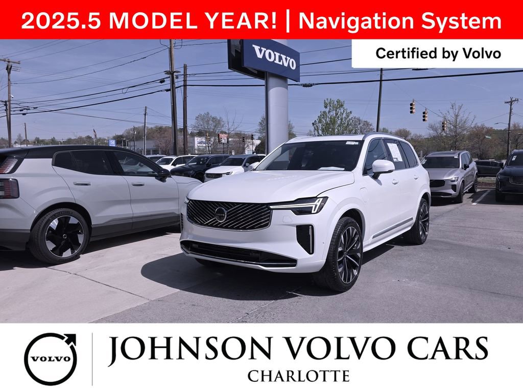 Used 2025 Volvo XC90 T8 Ultra w/ Protection Package Premier image 3