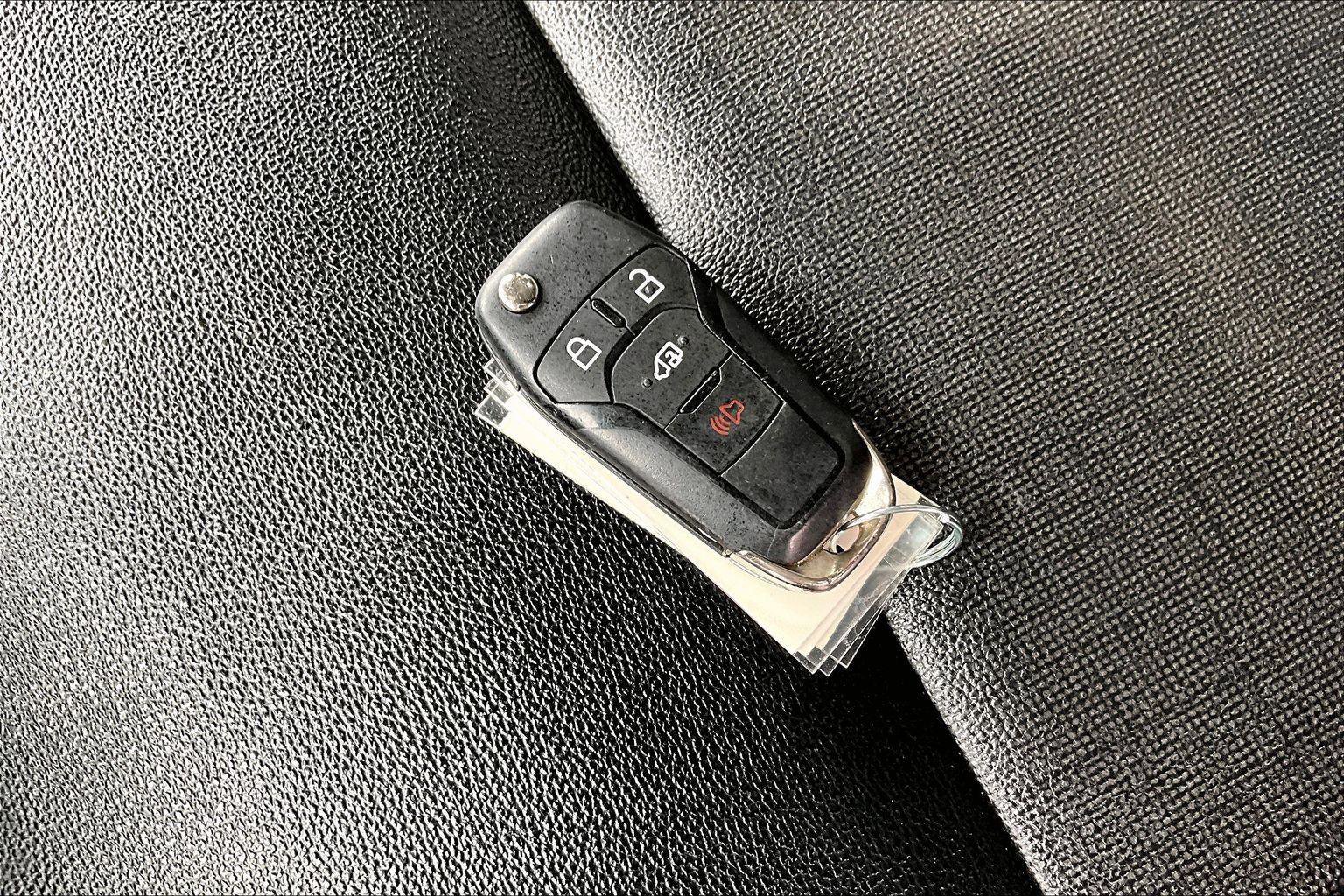 Certified 2024 Ford Transit 250 148 Medium Roof w/ Load Area Protection Package image 9