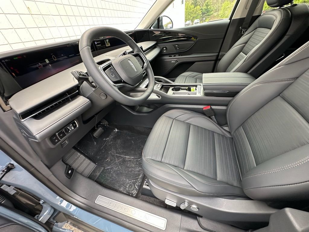 New 2026 Lincoln Nautilus Reserve AWD/4WD image 17