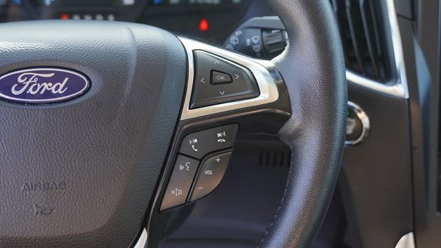 Used 2024 Ford Edge Titanium image 26