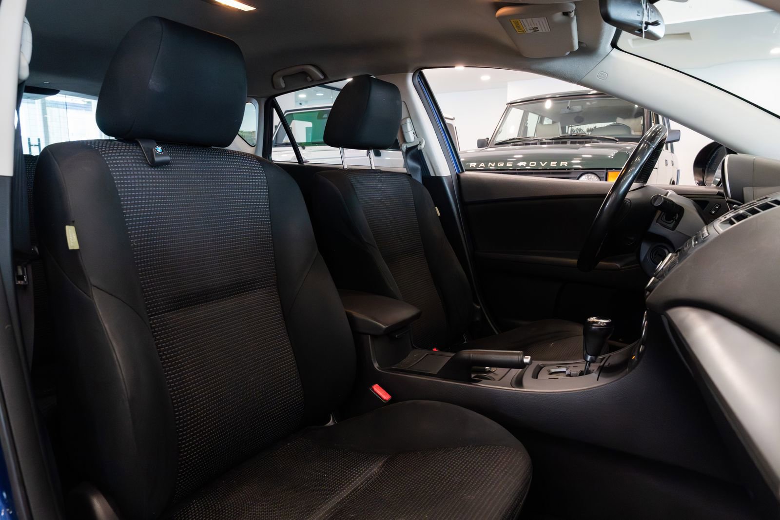 Used 2013 MAZDA MAZDA3 i Touring image 9