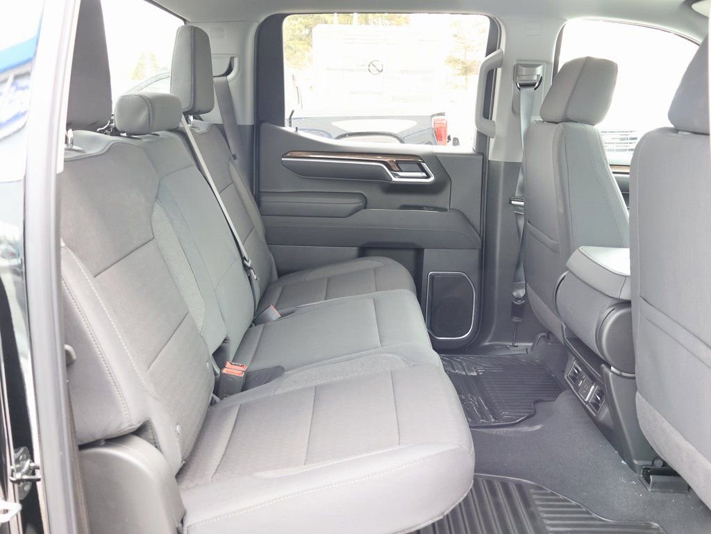 New 2026 Chevrolet Silverado 1500 LT image 33
