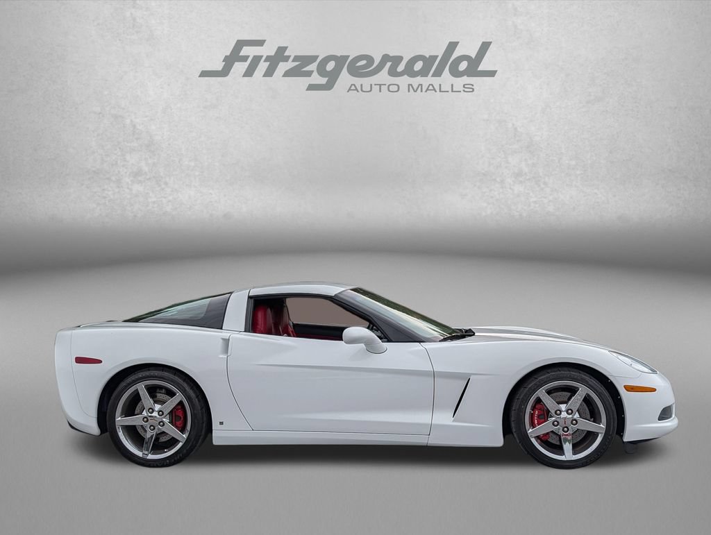 Used 2008 Chevrolet Corvette Coupe w/ Preferred Equipment Group RWD image 3