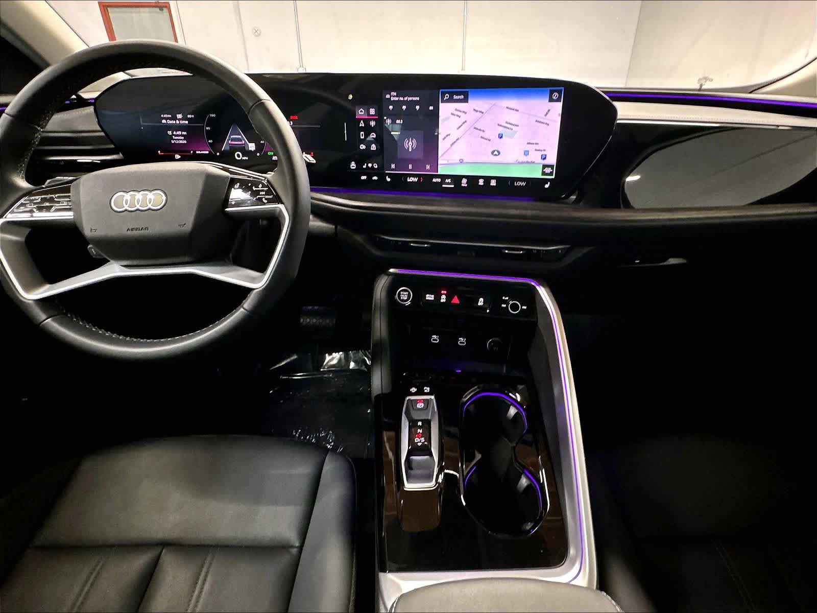 Certified 2025 Audi Q5 Premium w/ Convenience Package AWD/4WD image 17
