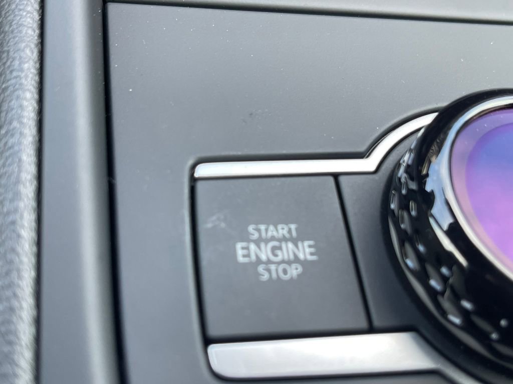 New 2026 Volkswagen Tiguan SE R-Line image 18