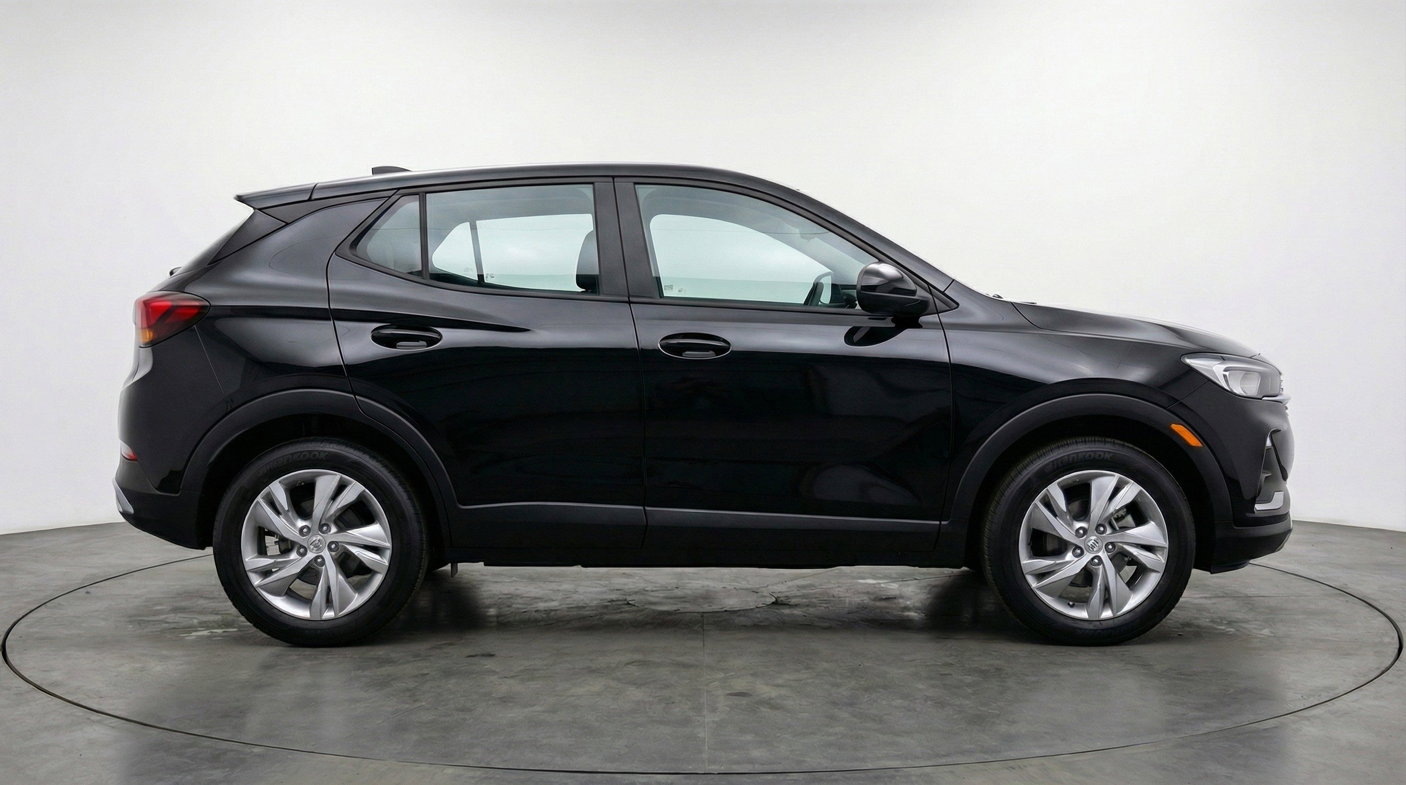 Used 2025 Buick Encore GX Preferred image 11