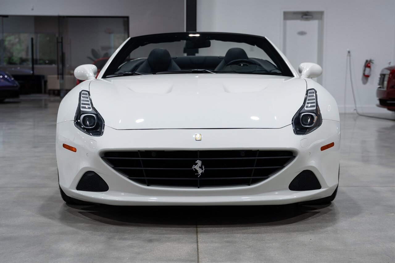 Used 2016 Ferrari California T RWD image 73