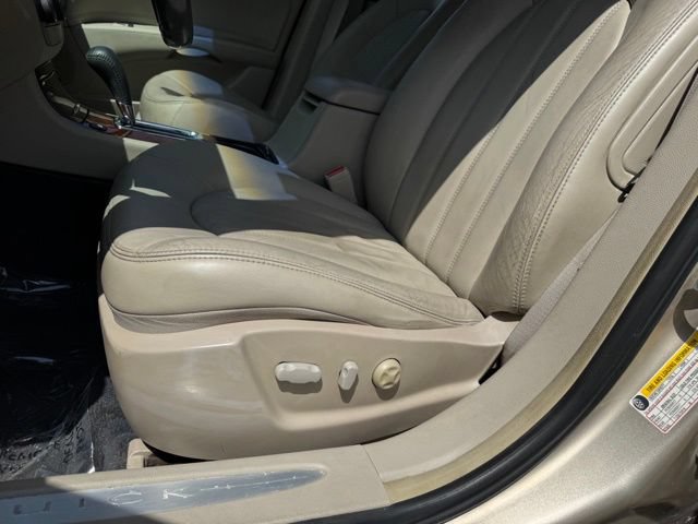 Used 2006 Buick Lucerne CXL w/ Luxury Package FWD image 5