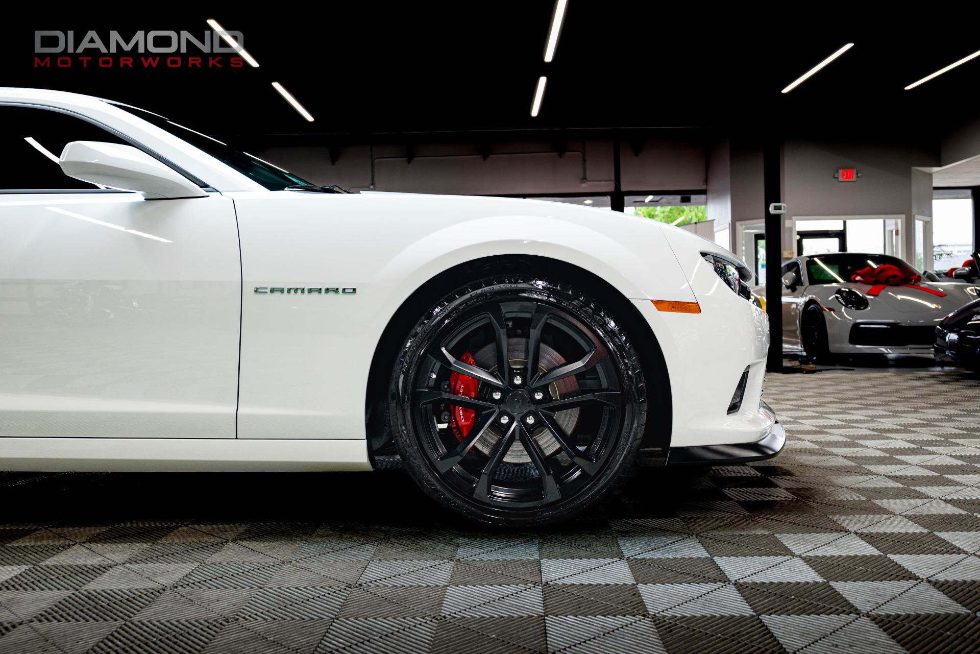 Used 2014 Chevrolet Camaro SS w/ SS Performance Package RWD image 24