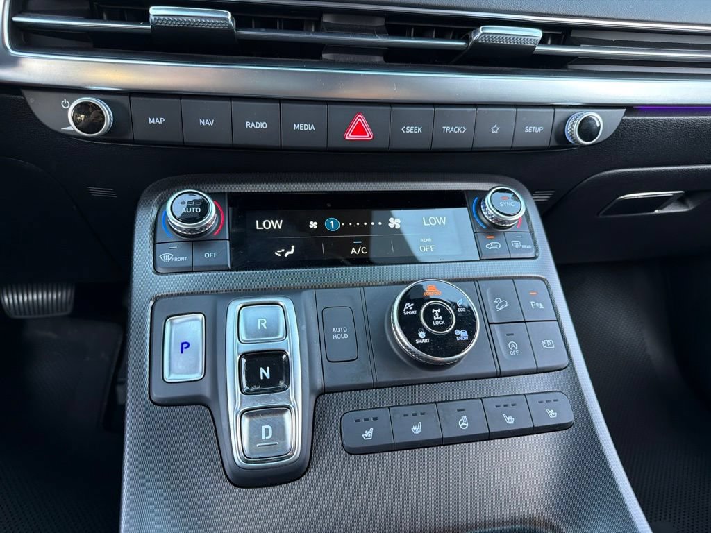 Certified 2025 Hyundai Palisade Calligraphy AWD/4WD image 17