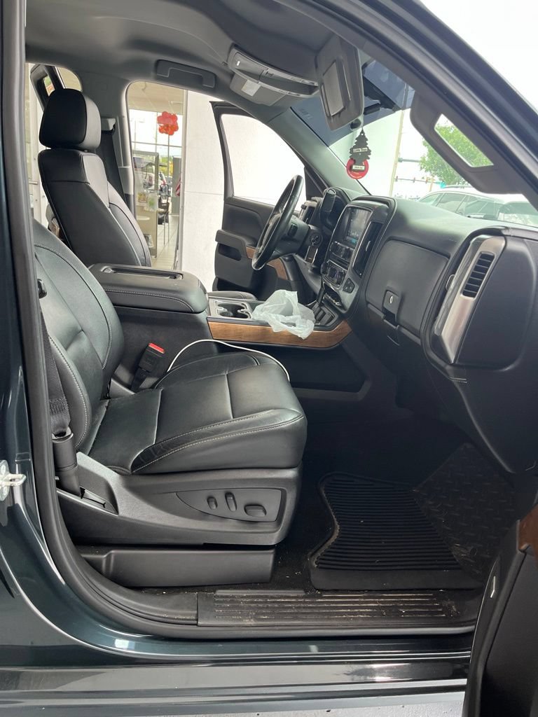 Used 2018 Chevrolet Silverado 1500 LTZ w/ Texas Edition AWD/4WD image 23