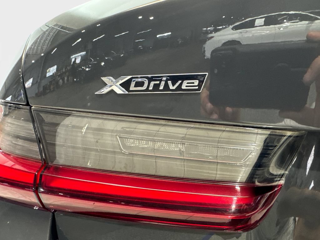 Used 2023 BMW 330e xDrive w/ Premium Package AWD/4WD image 23