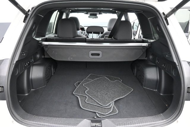 Used 2025 Subaru Forester Premium AWD/4WD image 7