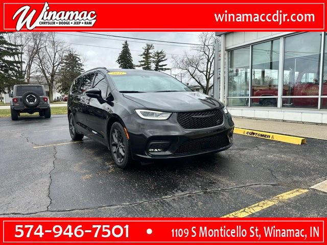 Used 2021 Chrysler Pacifica Touring w/ S Appearance Package image 1