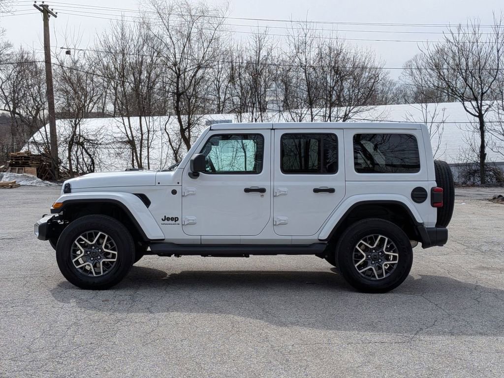Certified 2025 Jeep Wrangler Sahara w/ Safety Group image 8