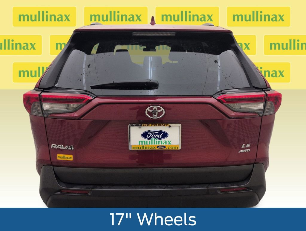 Used 2019 Toyota RAV4 LE AWD/4WD image 28
