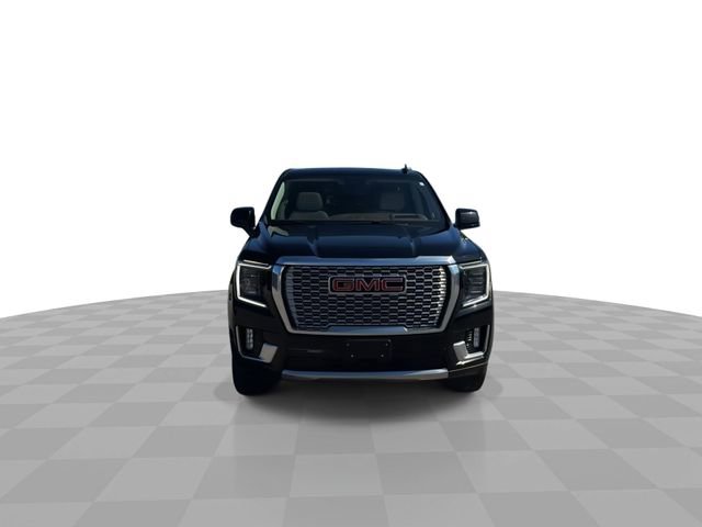 Used 2023 GMC Yukon XL Denali image 3