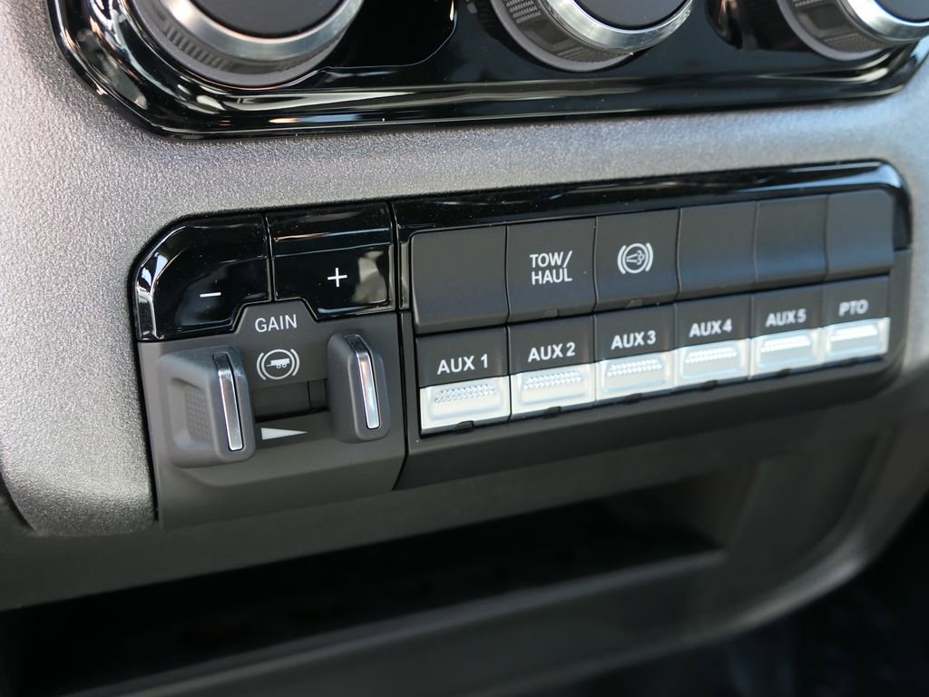 New 2026 RAM 3500 Tradesman image 16