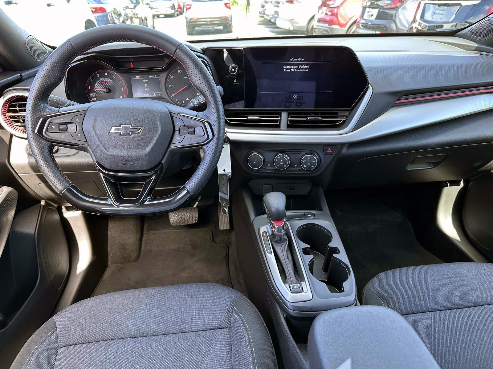 Used 2024 Chevrolet Trax RS w/ Driver Confidence Package FWD image 12