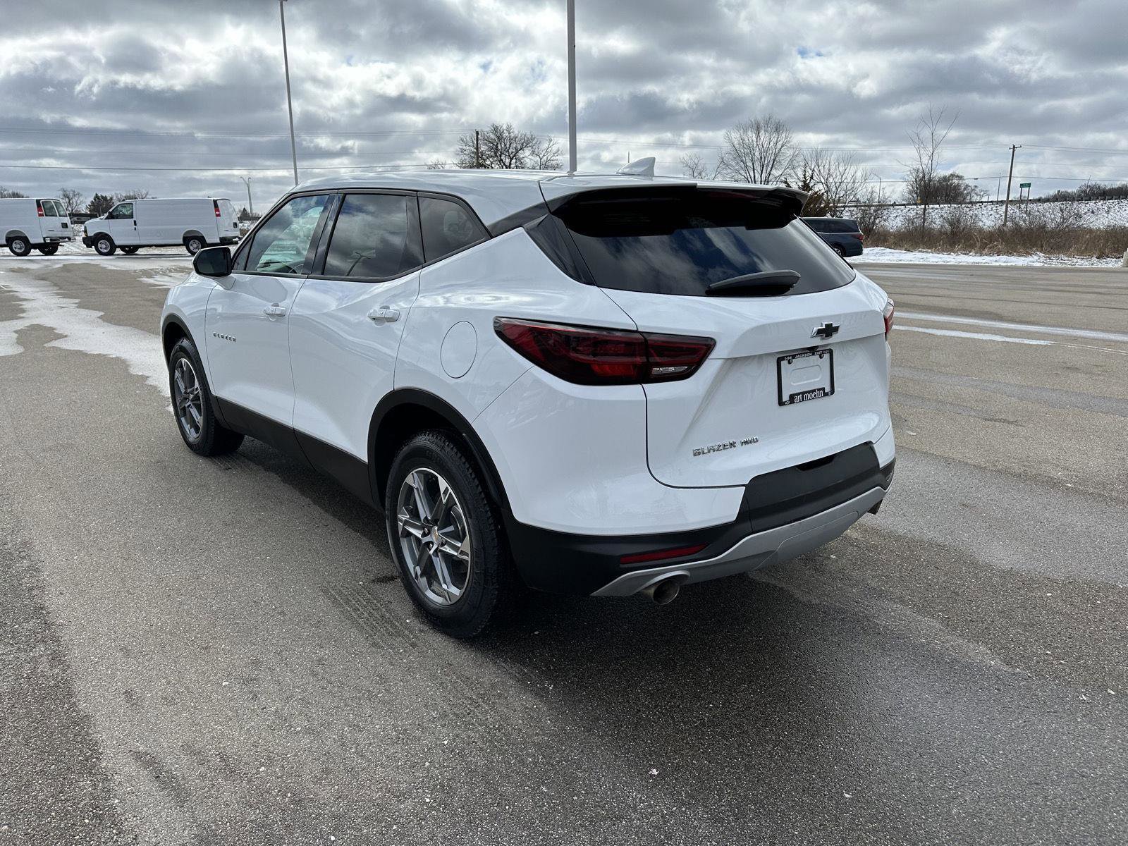 Used 2023 Chevrolet Blazer LT w/ Driver Confidence Package image 3
