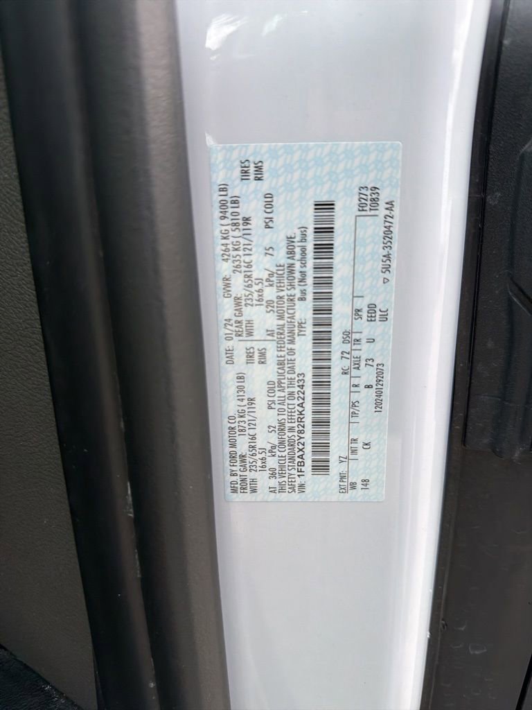 Used 2024 Ford Transit 350 XLT image 14