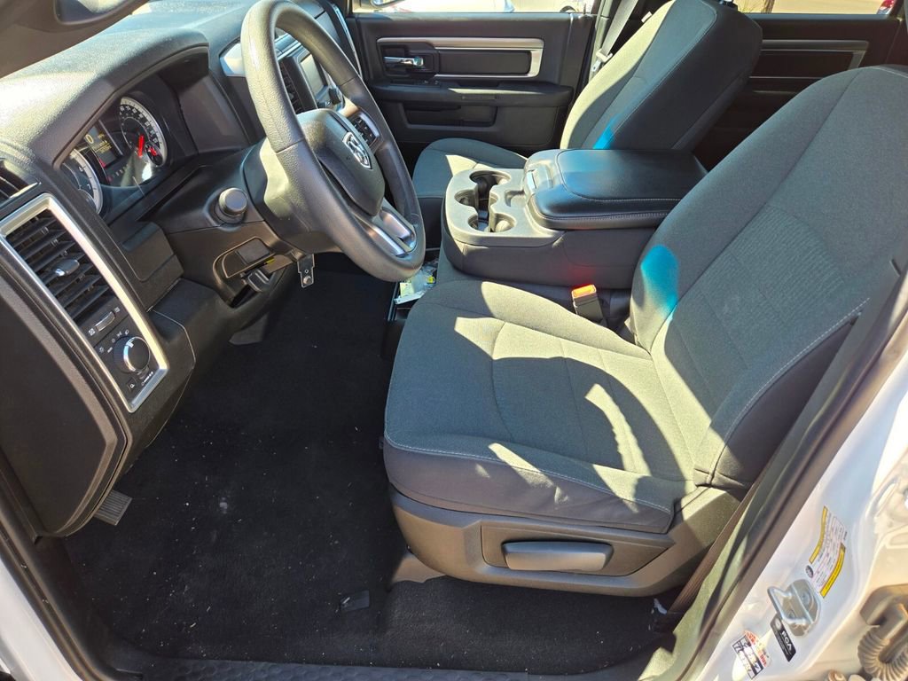 Used 2024 RAM 1500 Classic Warlock AWD/4WD image 8