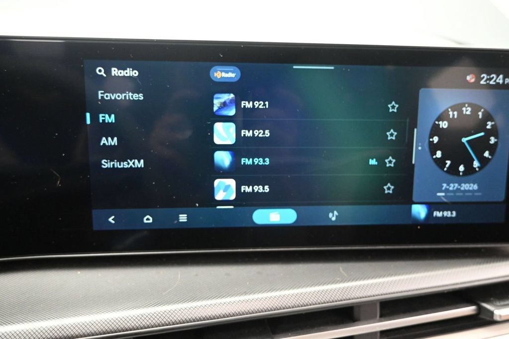 Used 2025 Hyundai Santa Fe SEL FWD image 25