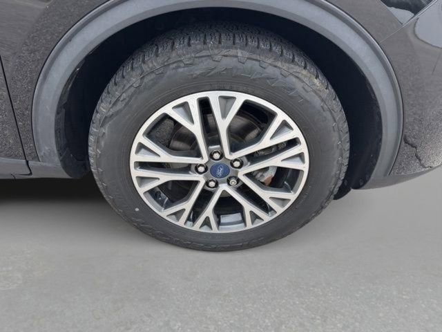 Used 2020 Ford Escape SEL image 8