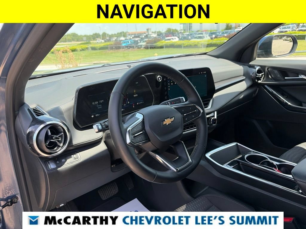 Used 2025 Chevrolet Equinox LT FWD image 47