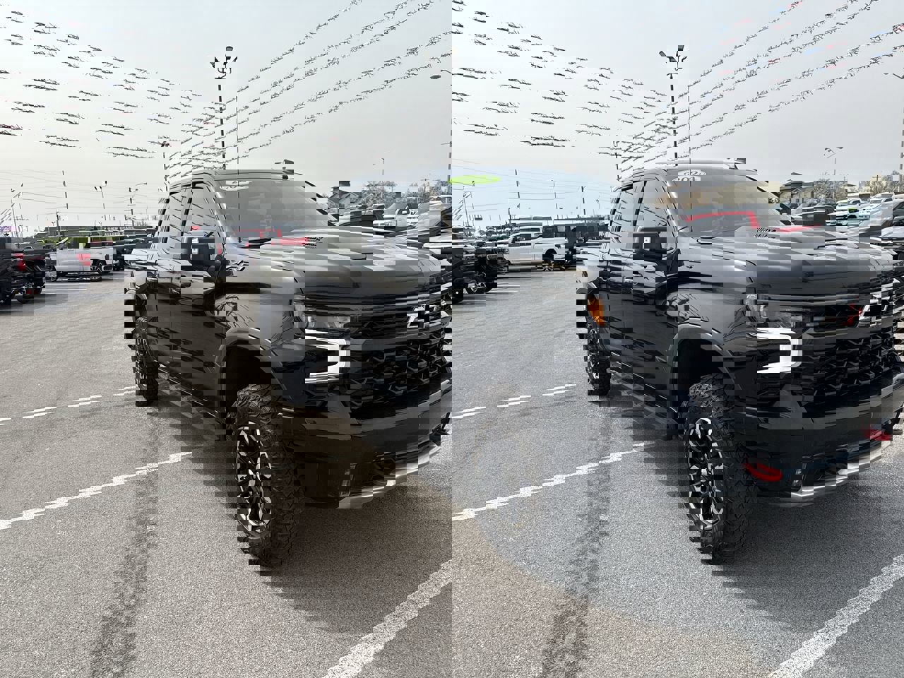 Used 2024 Chevrolet Silverado 1500 ZR2 w/ Technology Package image 15