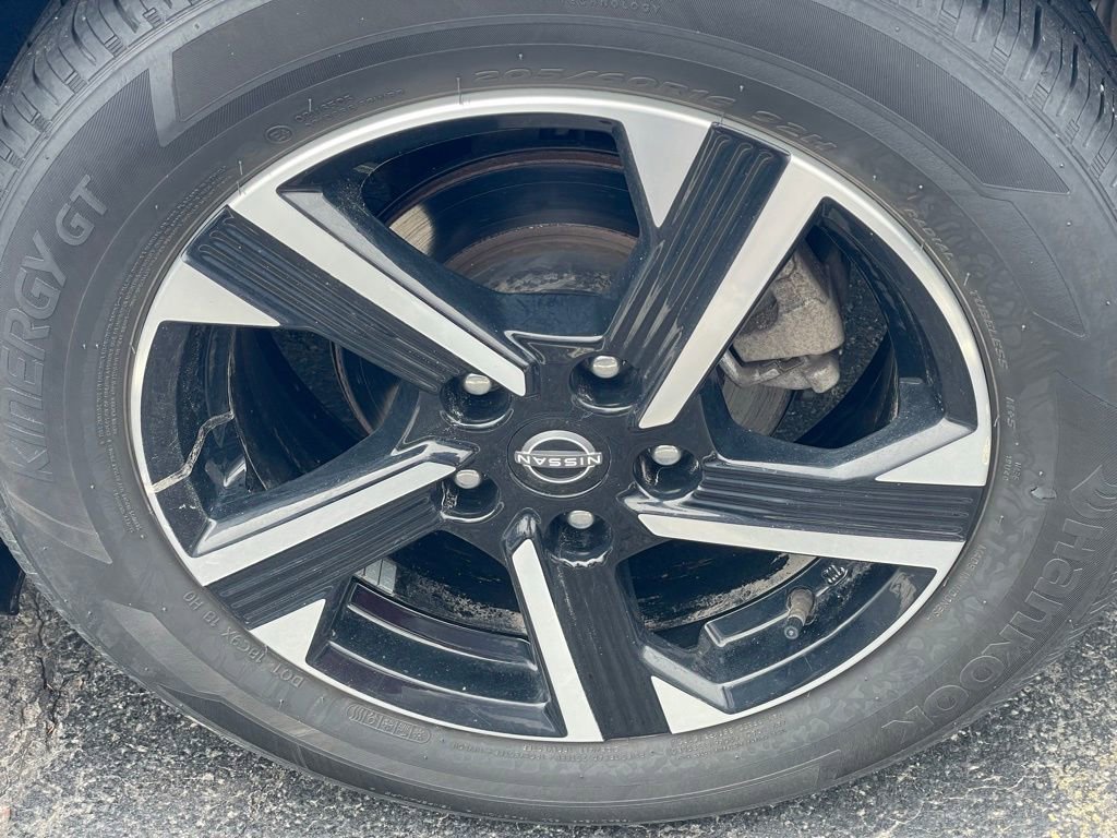 Certified 2024 Nissan Sentra SV w/ All-Weather Package FWD image 24