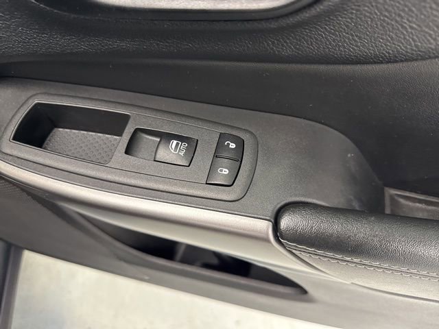 Used 2021 Jeep Cherokee Limited w/ Trailer Tow Group image 27