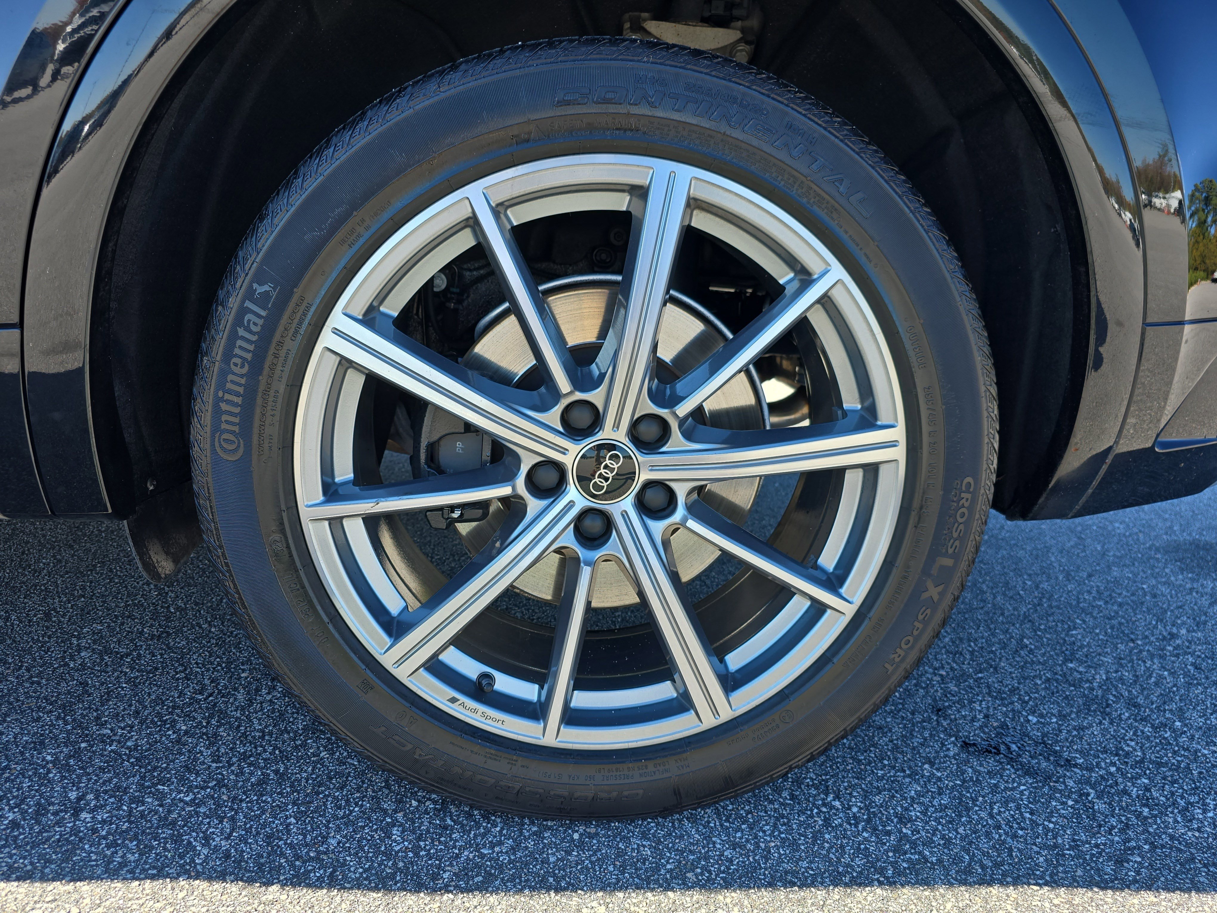 Used 2022 Audi SQ5 Premium Plus w/ Premium Plus Package image 32