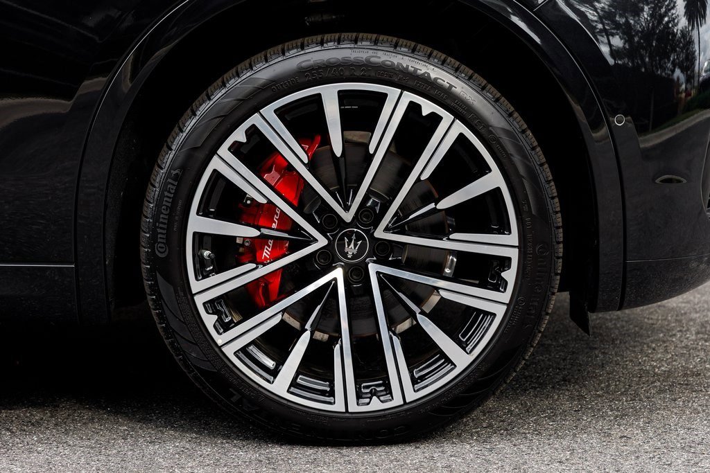 New 2025 Maserati Grecale Modena image 21