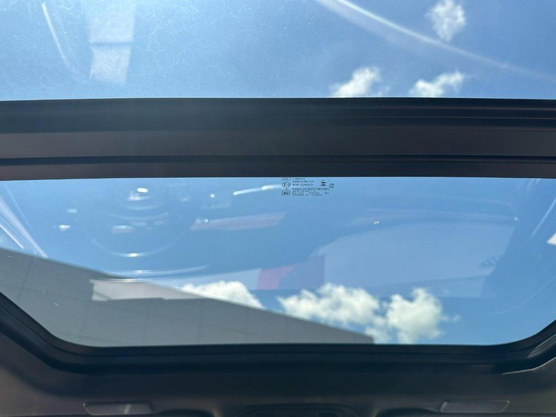 Used 2023 Cadillac Escalade Premium Luxury image 12