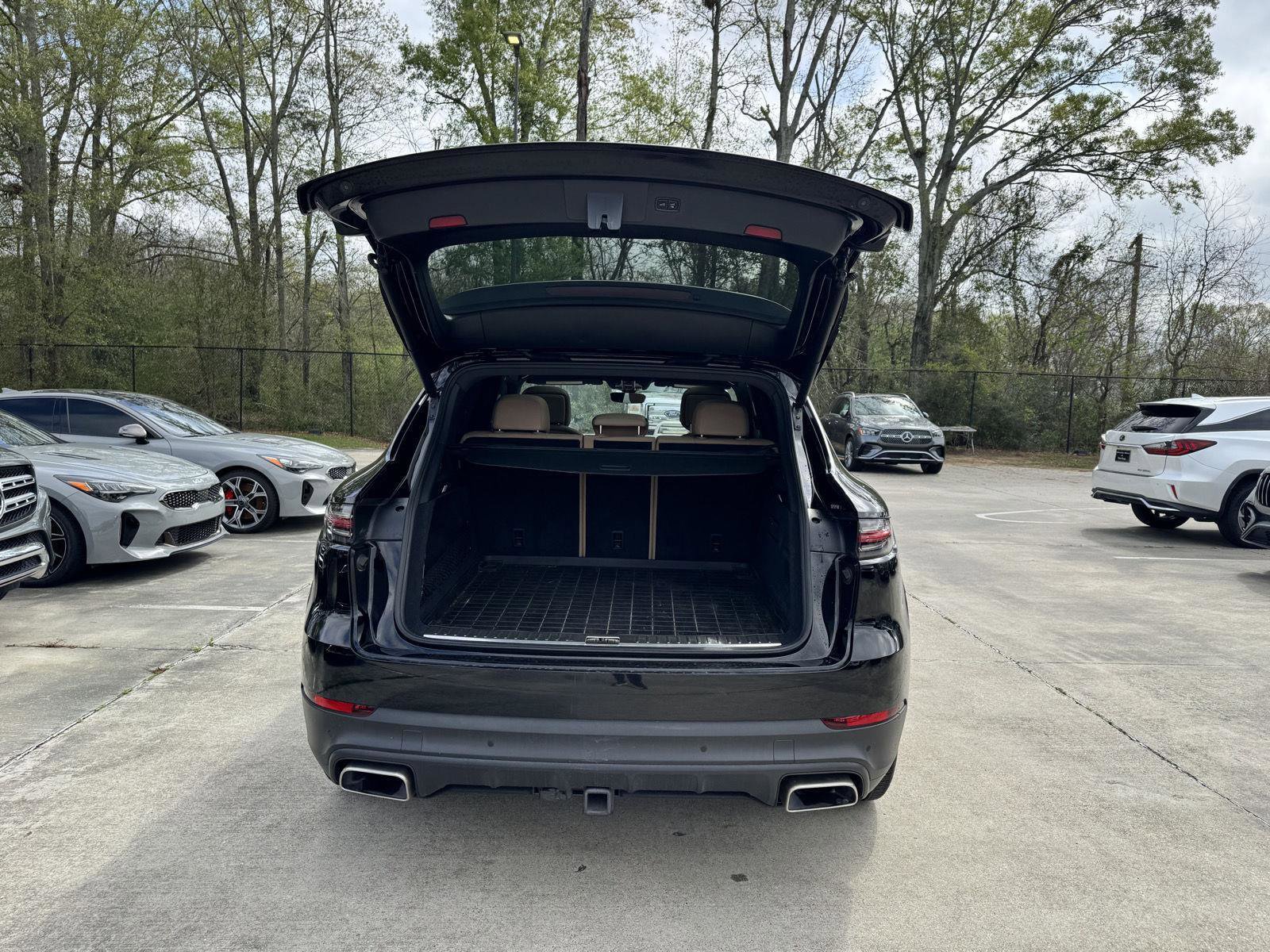 Used 2019 Porsche Cayenne image 22