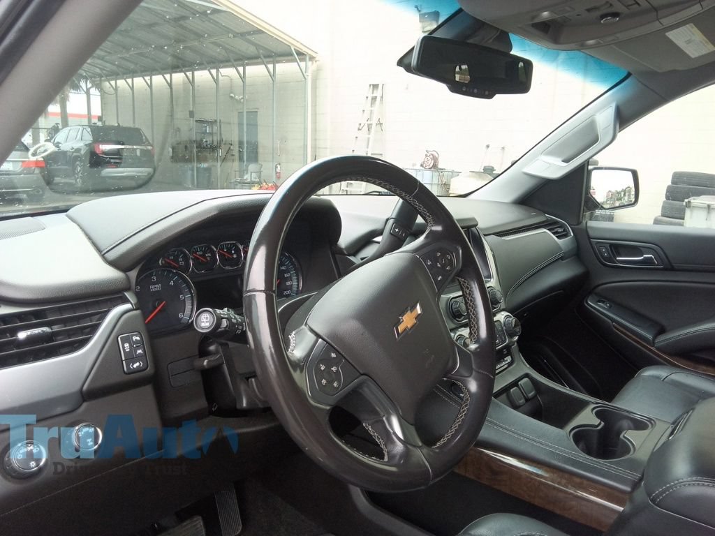 Used 2018 Chevrolet Tahoe LT w/ LT Midnight Edition AWD/4WD image 25