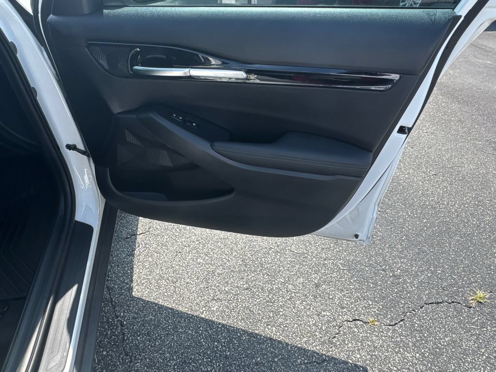 Certified 2025 Kia Seltos EX w/ EX Sunroof Package AWD/4WD image 14